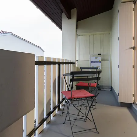 Апартаменты Cosy Avec Balcon Vue Sur Les Toits De *